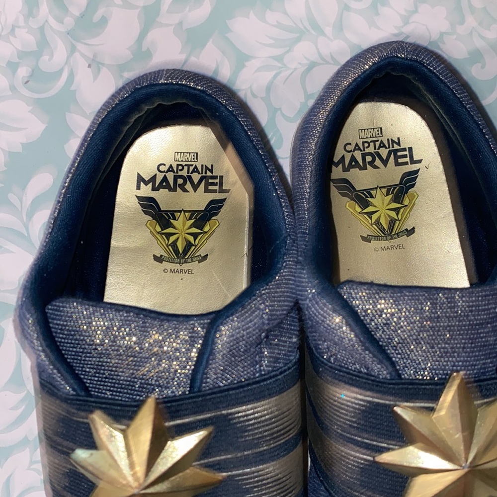 Marvel captain - Picture 2 of 8